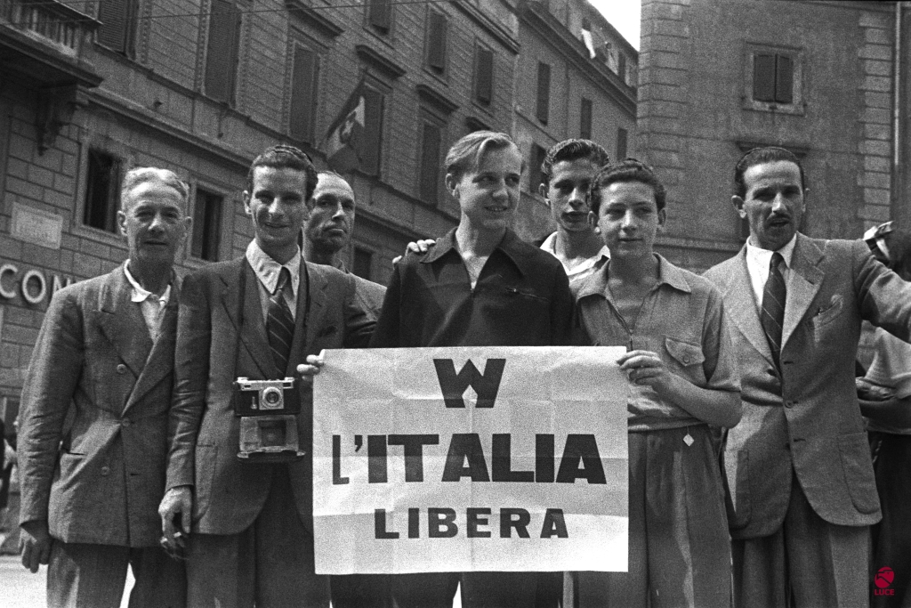 25 aprile 1945 La Liberazione – Archivio storico Istituto Luce